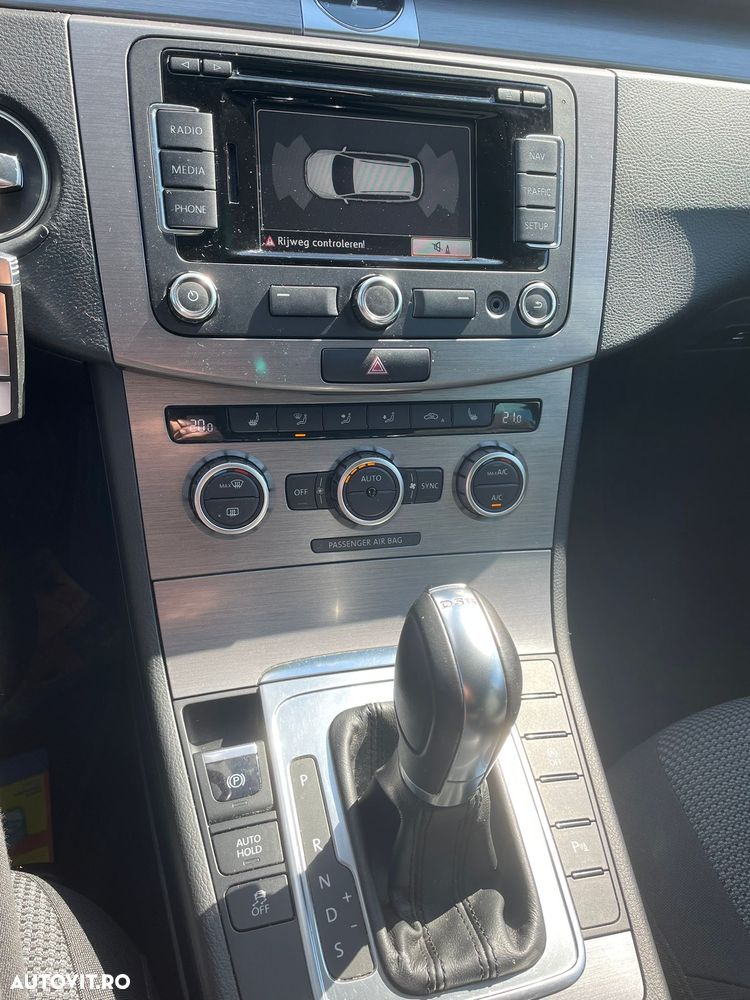 Volkswagen Passat 1.4 TSI DSG Sportline - 11