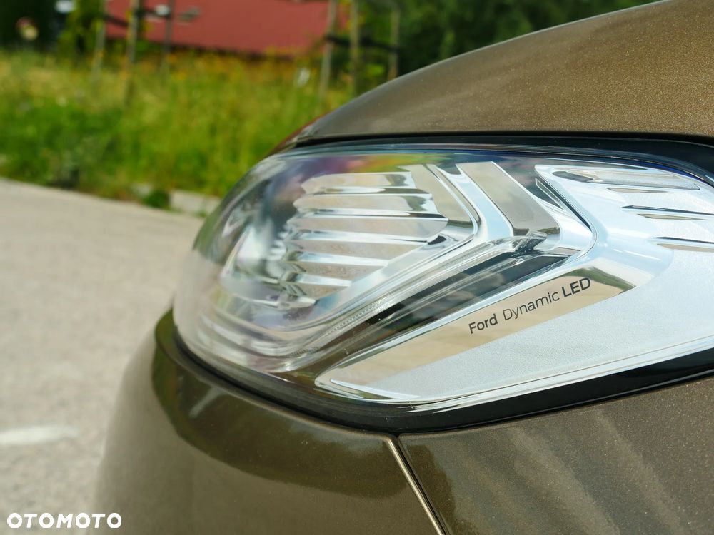 Ford Mondeo Vignale 2.0 TDCi Bi-Turbo PowerShift - 11