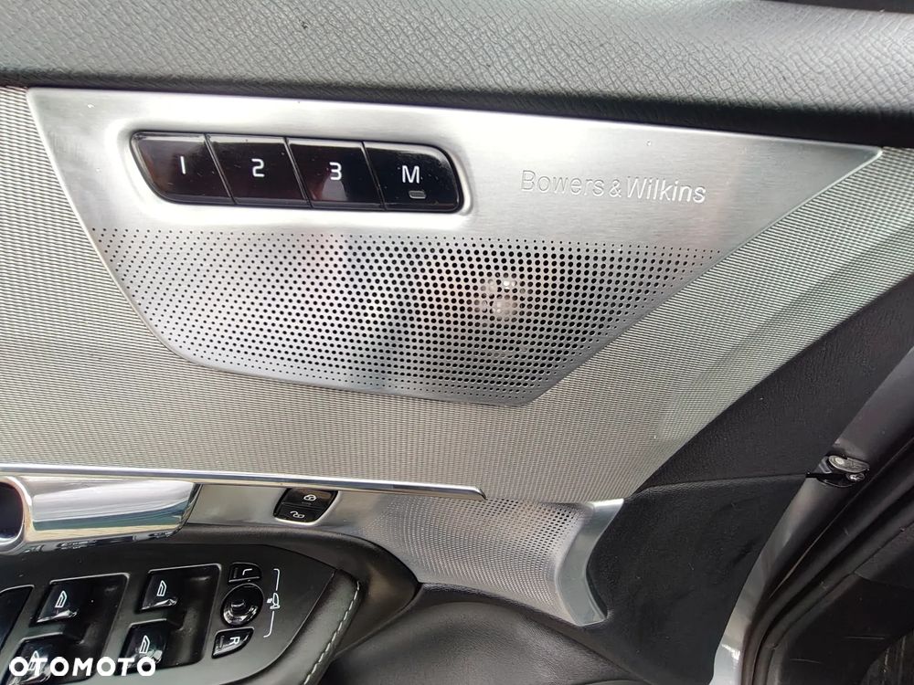 Volvo XC 90 T8 AWD Plug-In Hybrid Inscription 7os - 14