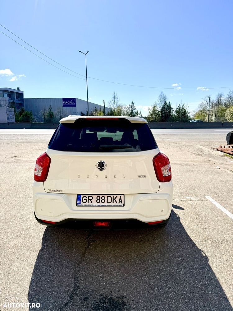 SsangYong Tivoli Grand - 4