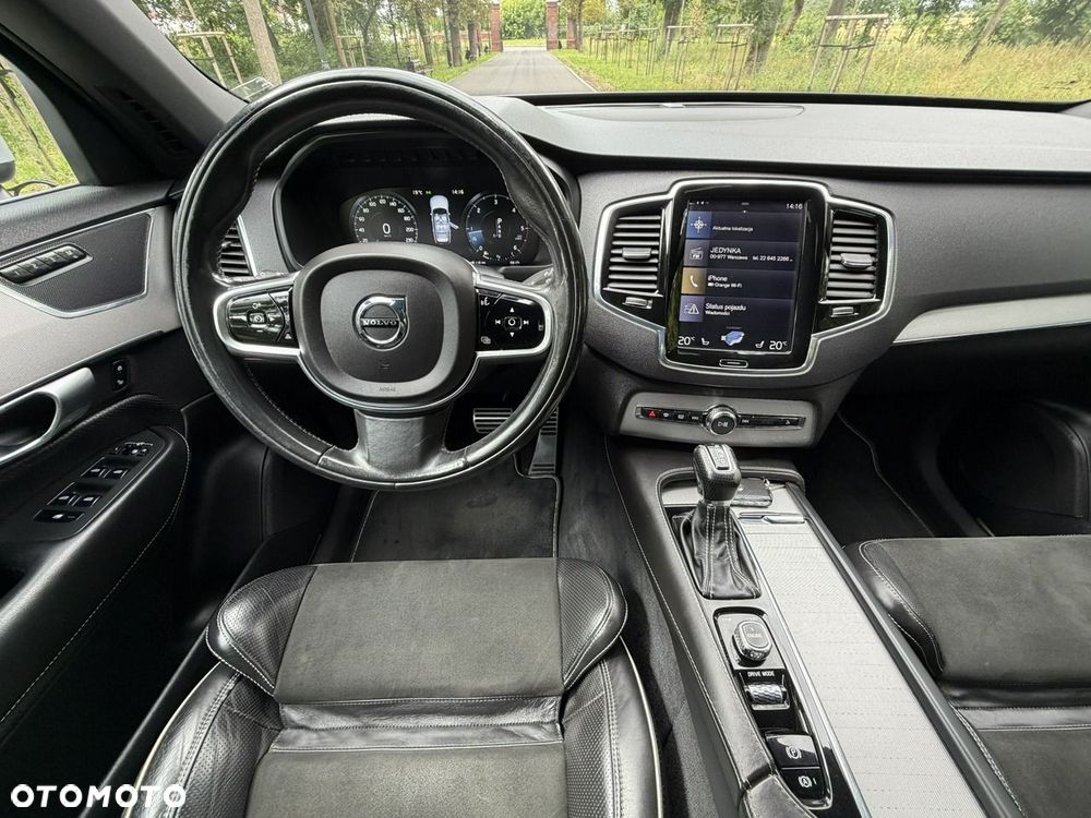Volvo XC 90 - 39