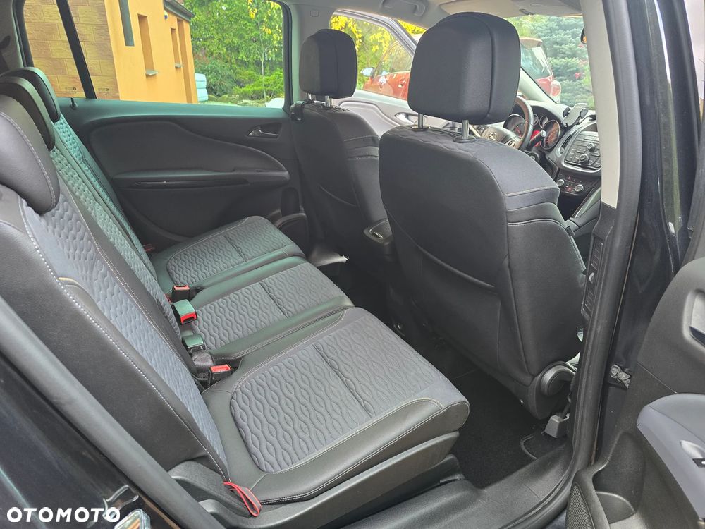 Opel Zafira C Tourer 11-16 - 11