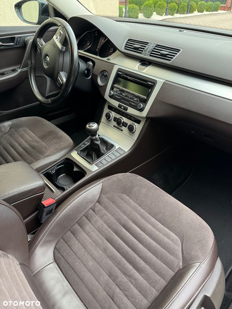 Volkswagen Passat 2.0 TSI Highline - 6
