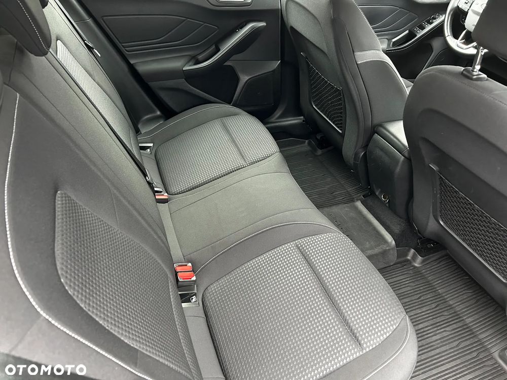 Ford Focus 1.5 EcoBlue SCR Connected - 22