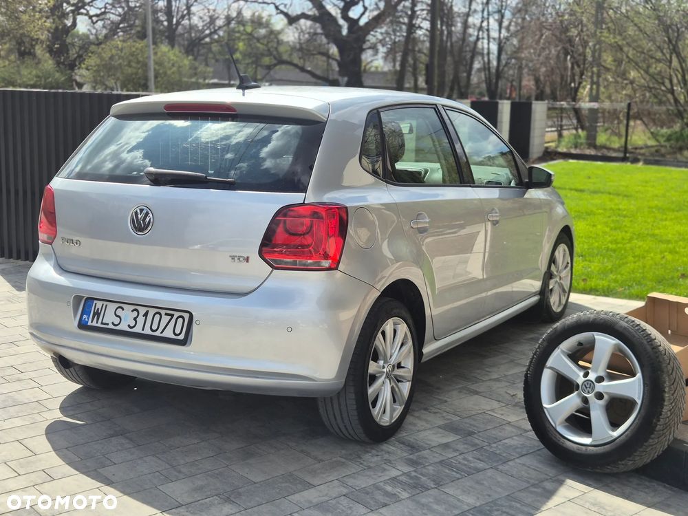 Volkswagen Polo 1.6 TDI Highline - 8