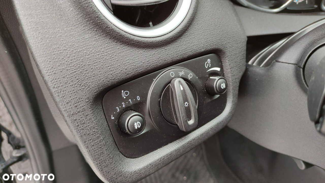 Ford Fiesta - 33