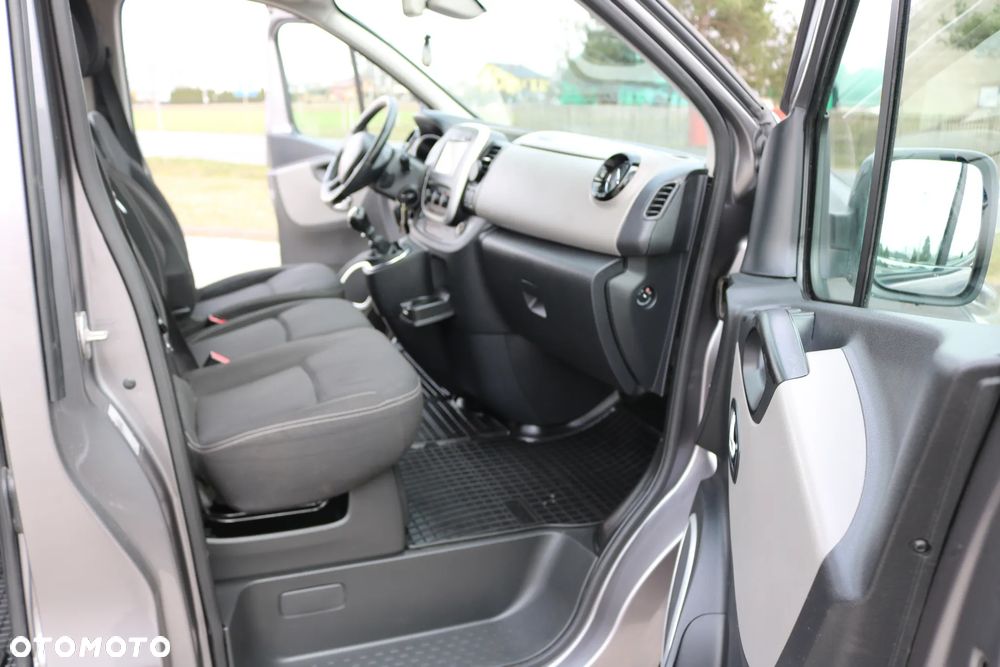 Renault Trafic ENERGY Grand Combi Expression - 11