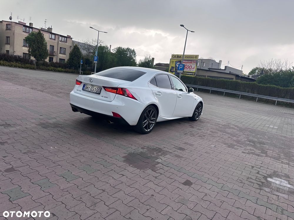 Lexus IS 250 F Sport - 21