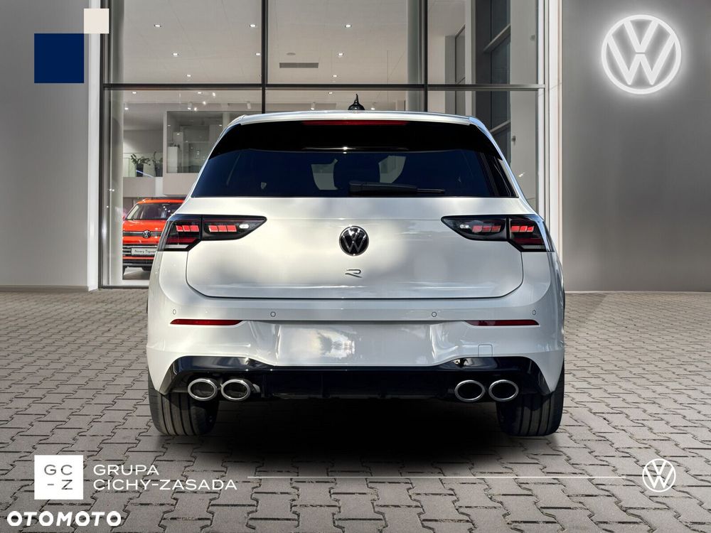 Volkswagen Golf - 5