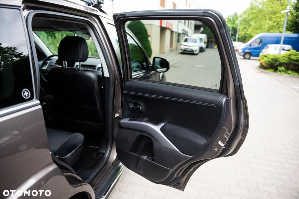 Mitsubishi Outlander 2.0 2WD Edition - 22