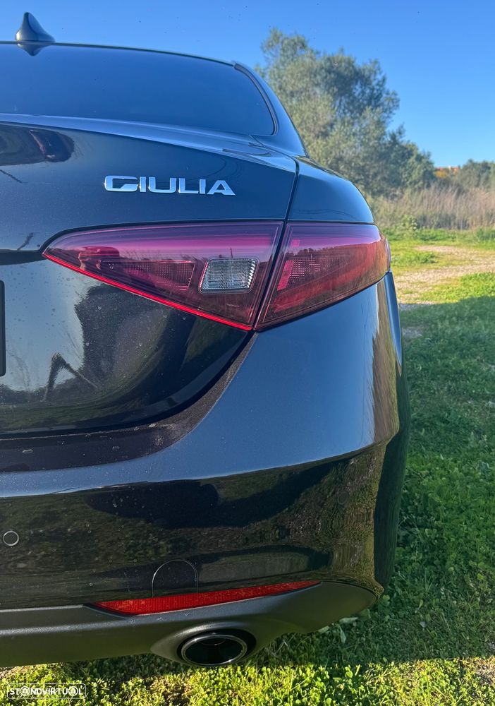 Alfa Romeo Giulia 2.2 D Sprint AT8 - 6