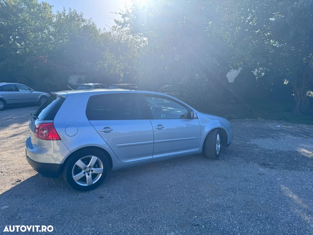 Volkswagen Golf - 4