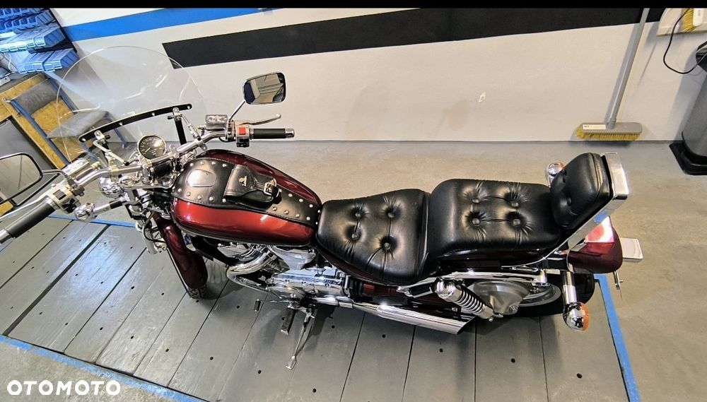 Suzuki Intruder - 4