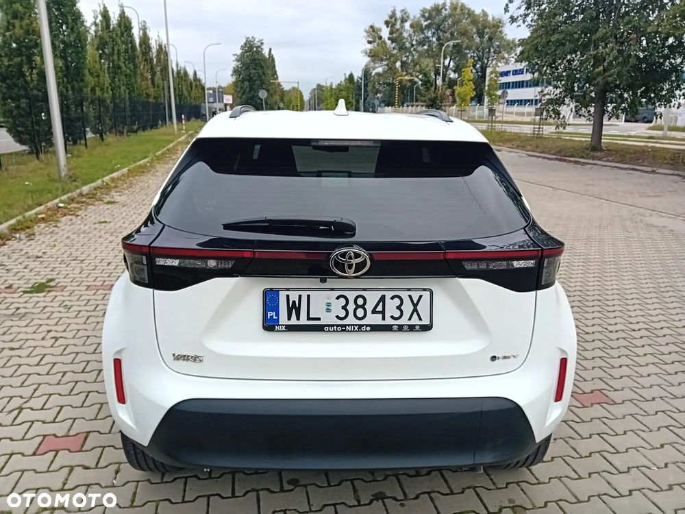 Toyota Yaris Cross Hybrid 1.5 VVT-i Team Deutschland - 11