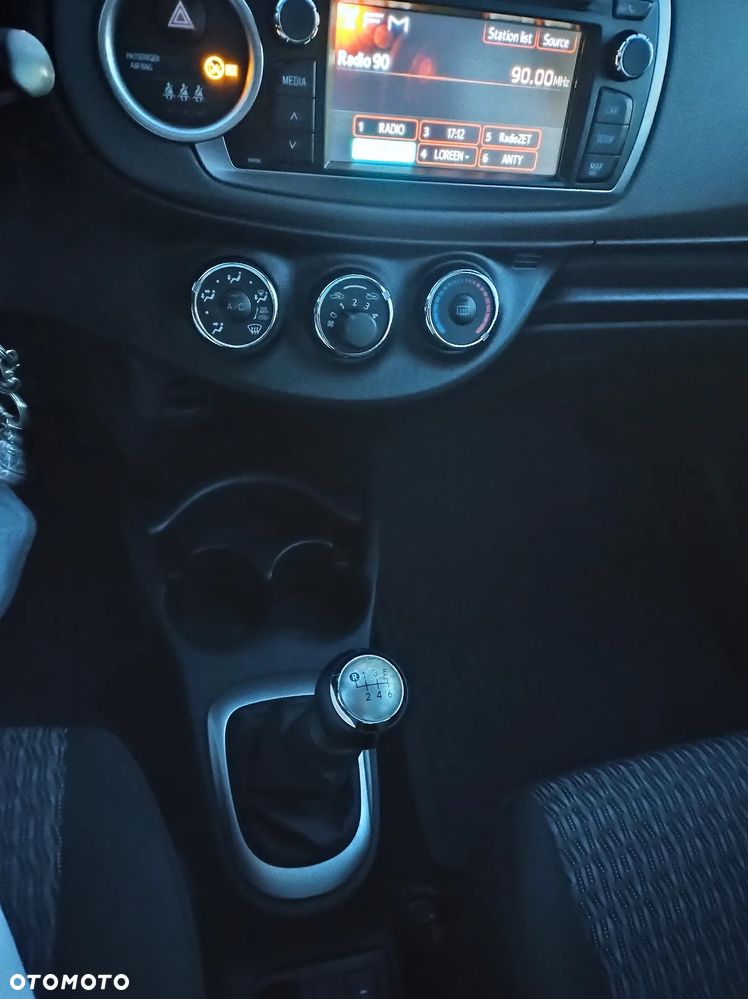 Toyota Yaris - 13