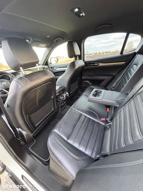 Alfa Romeo Stelvio 2.0 Turbo Executive Q4 - 14