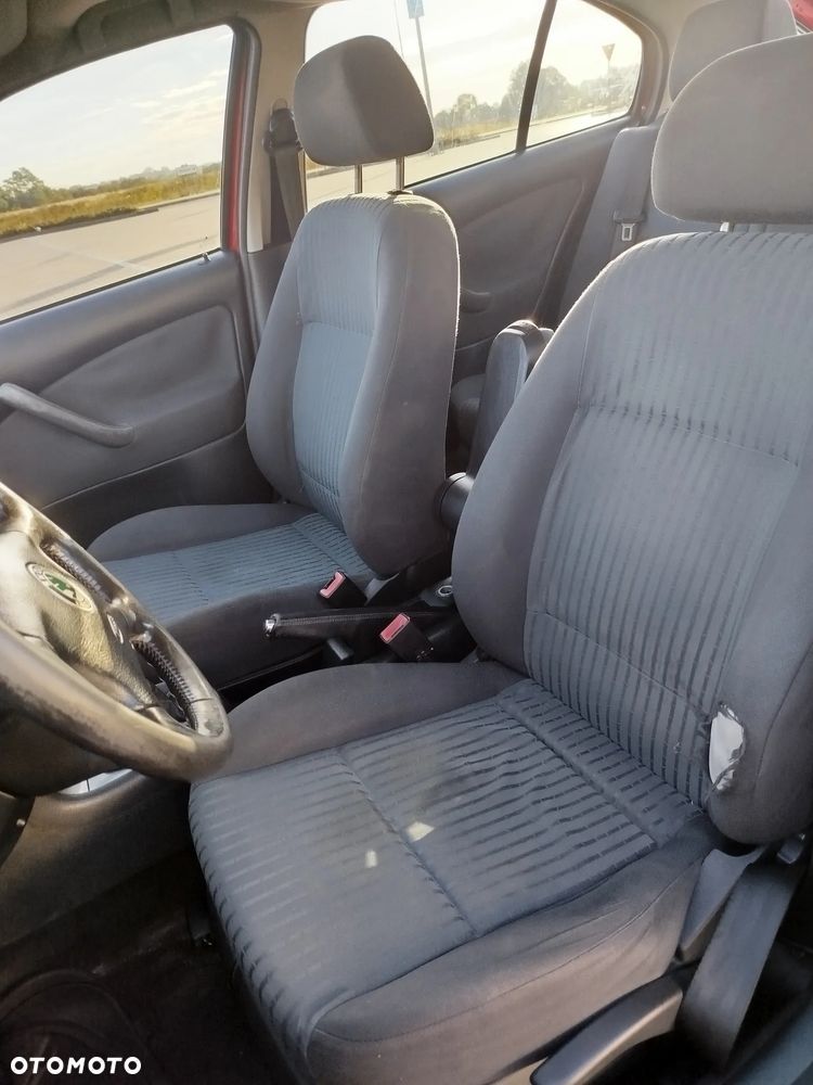 Skoda Octavia 1.8T Tour Classic - 28