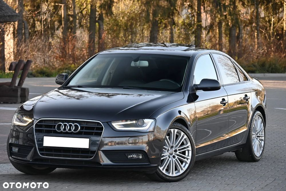 Audi A4 Limousine 1.8 TFSI S line Sportpaket - 1
