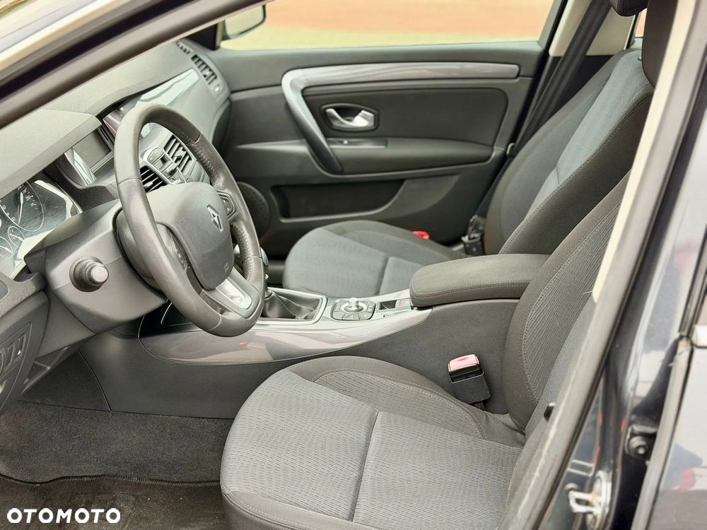 Renault Laguna 2.0 DCi Expression - 23