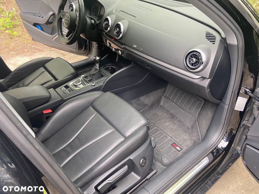 Audi A3 Sportback - 33
