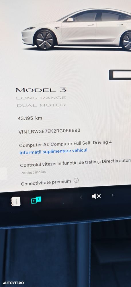 Tesla Model 3 - 9