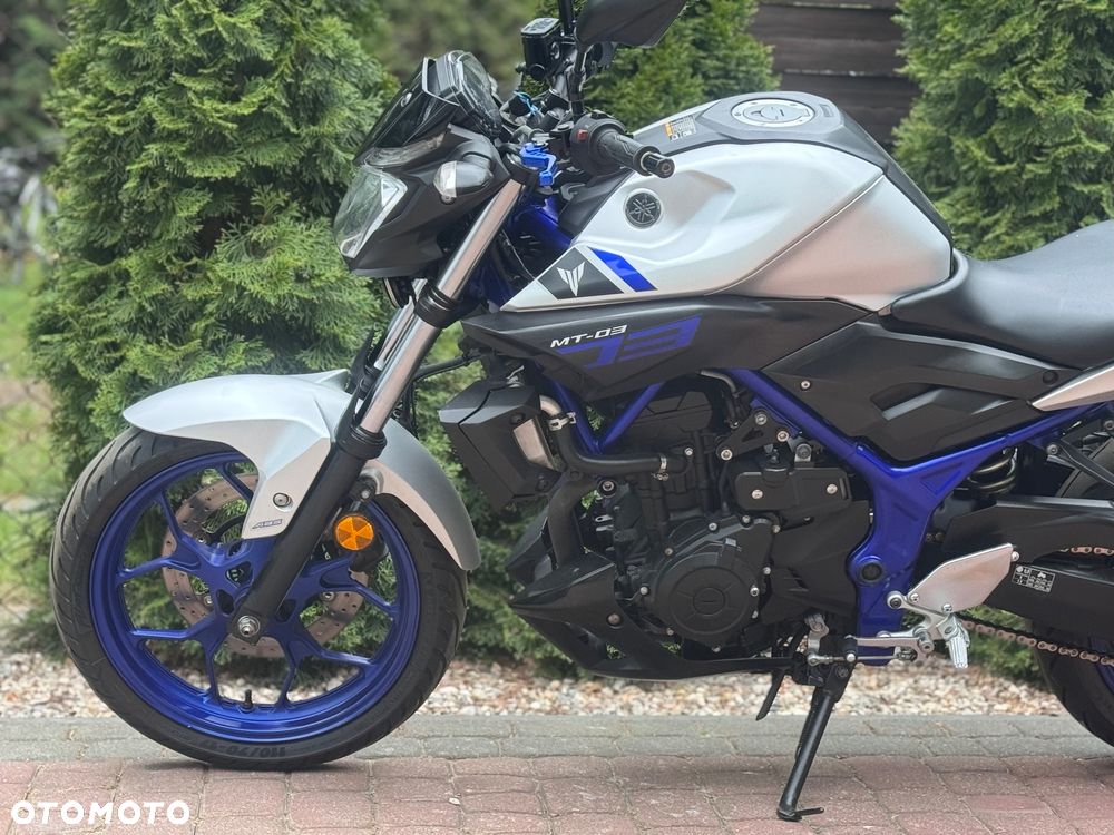 Yamaha MT - 19