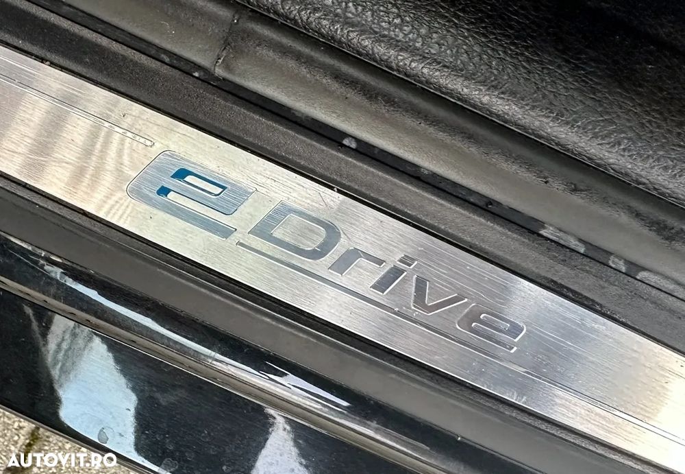 BMW Seria 3 330e iPerformance Advantage - 20