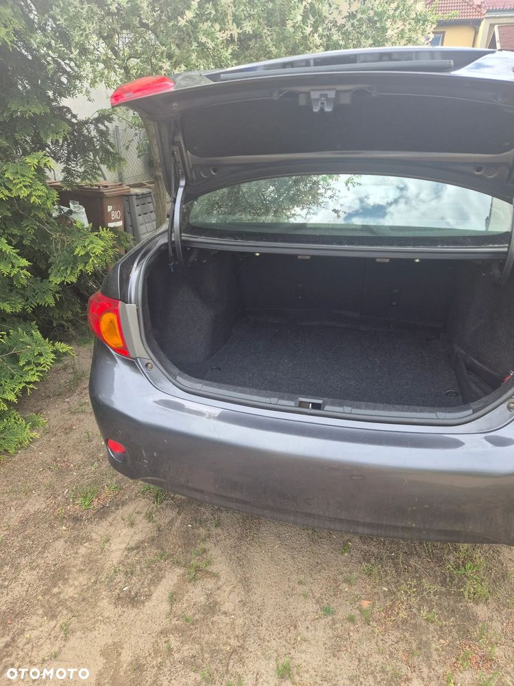 Toyota Corolla 1.4 D-4D Luna - 3