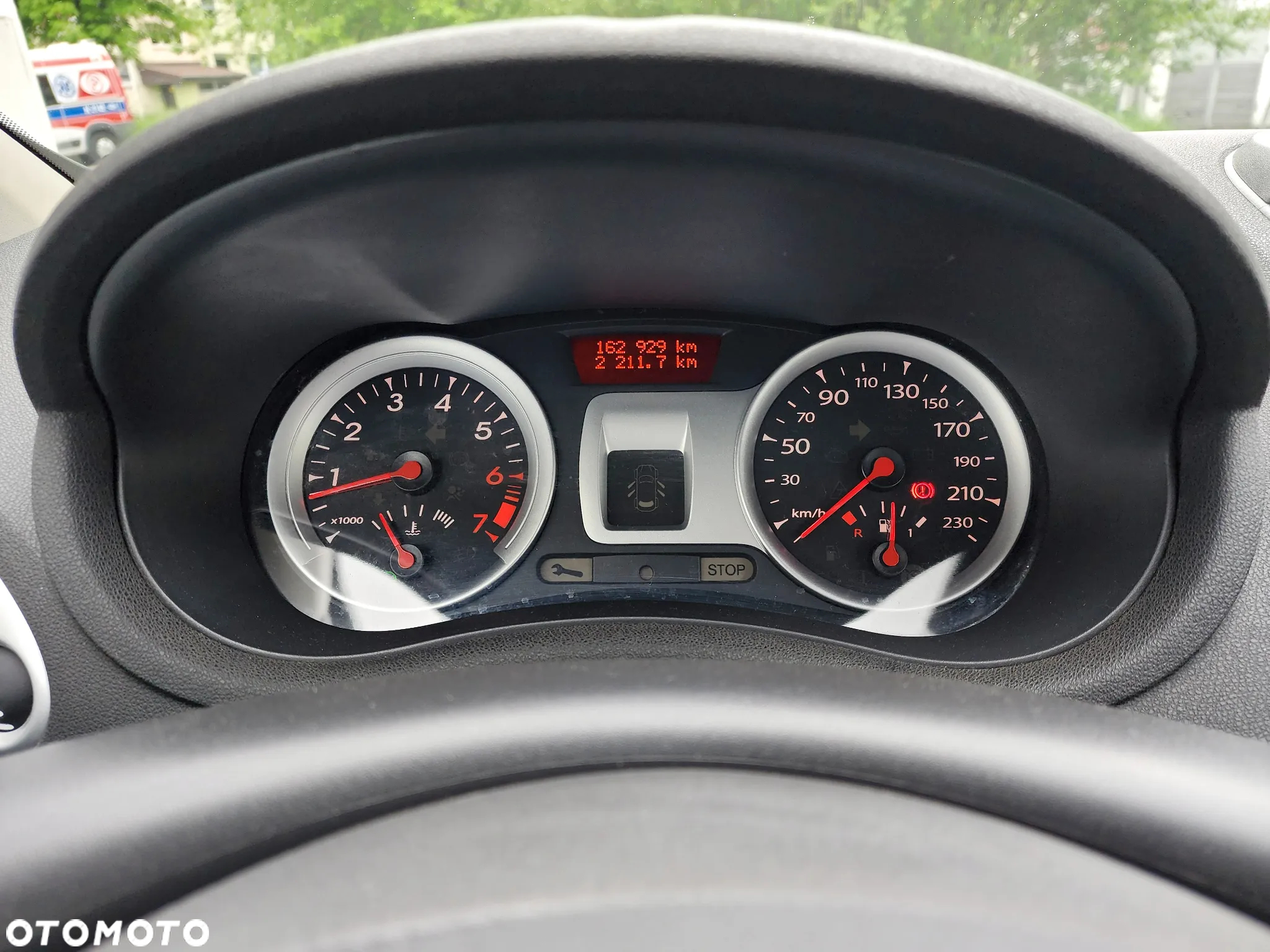 Renault Clio - 22