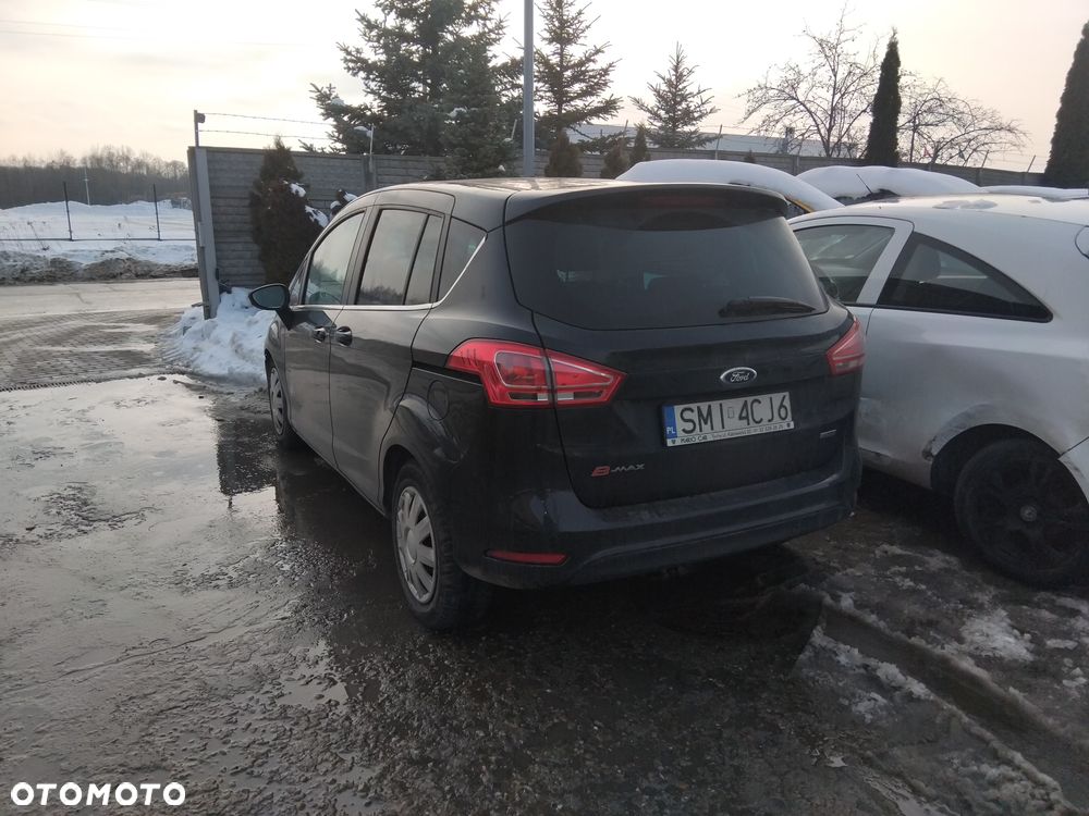 Ford B-MAX  z silnikiem 1,0 Ecoboost I i skrzynią manualną kod lakieru KC - 2