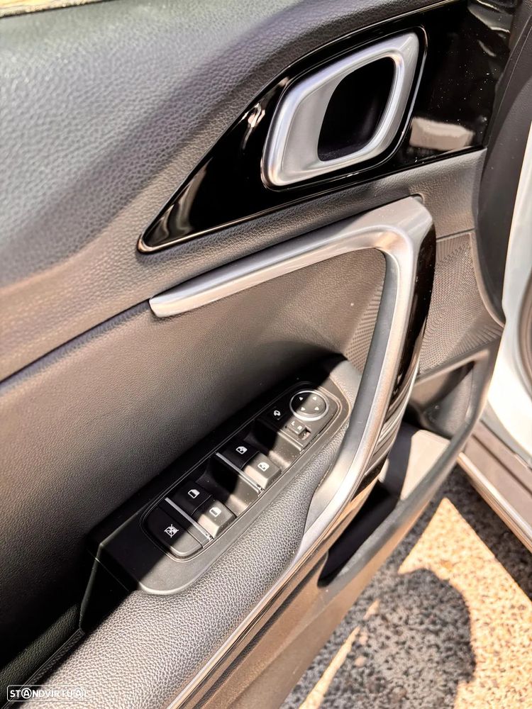 Kia XCeed 1.6 GDi PHEV First Edition - 12