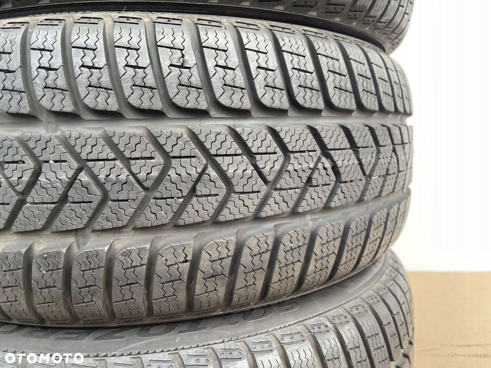 OPONY 225/45/18 95H PIRELLI SOTTOZERO 3 - 4