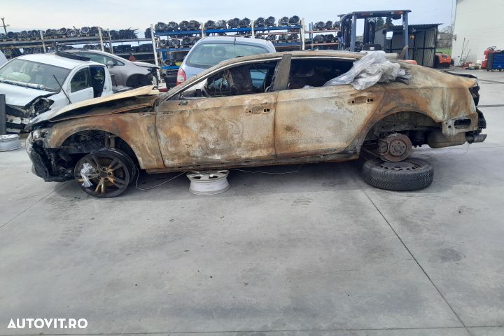 Dezmembrez Audi A5 2 (F5) [2016 - 2020] Sportback liftback 5-usi 2.0 - 5