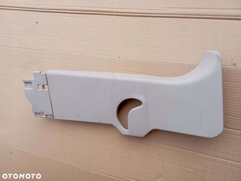 TOYOTA PROACE CITY OSŁONA NA SŁUPEK LEWY PRAWY 19+ - 11