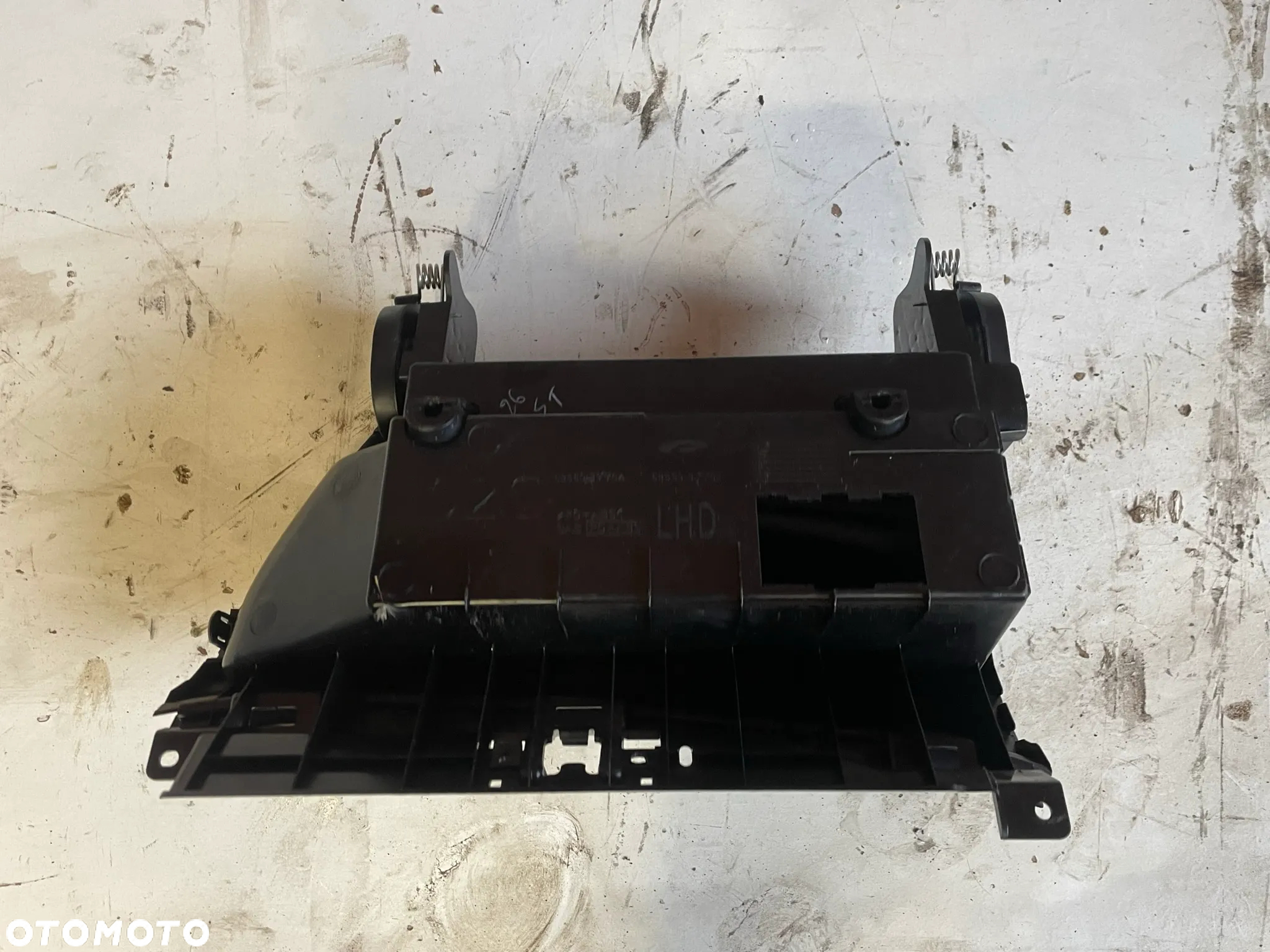 NISSAN NOTE E12 SCHOWEK PASAŻERA 685603VV0A - 3