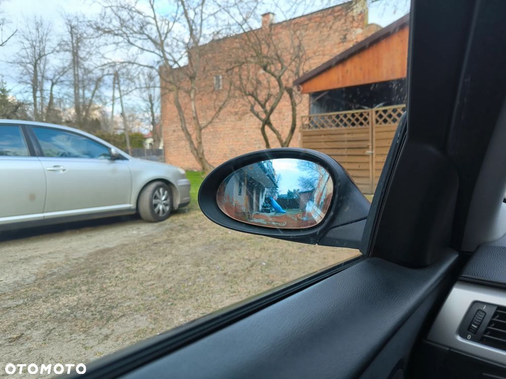 BMW Seria 3 320d DPF - 30