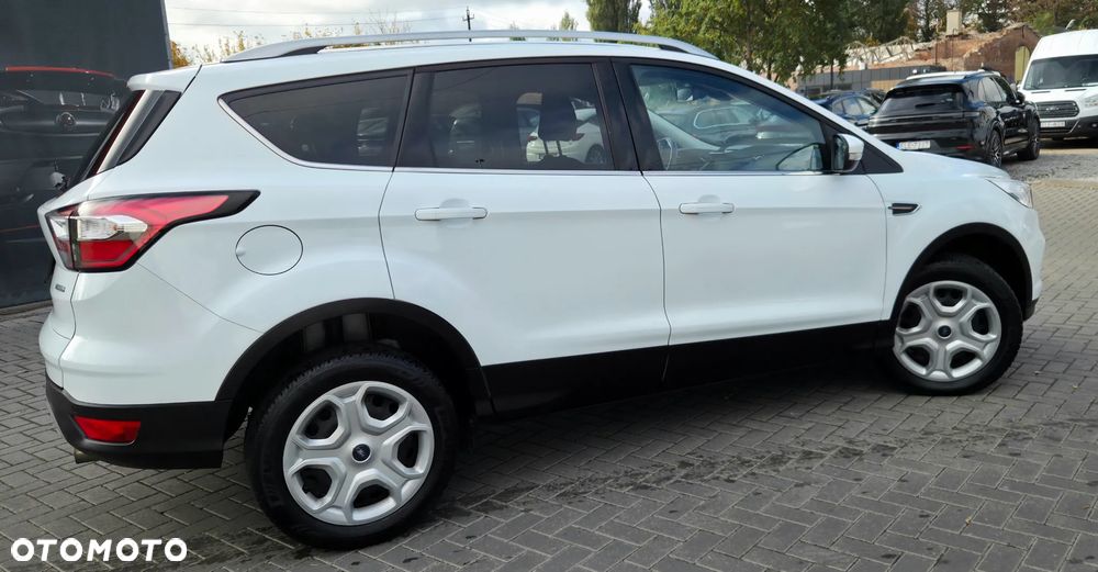 Ford Kuga 1.5 EcoBoost 2x4 Titanium - 17