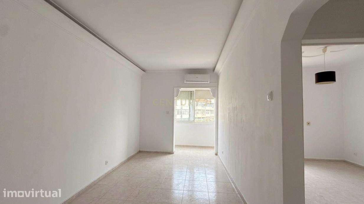 Encantador T2 para arrendamento no Coração de Almada - Grande imagem: 5/11