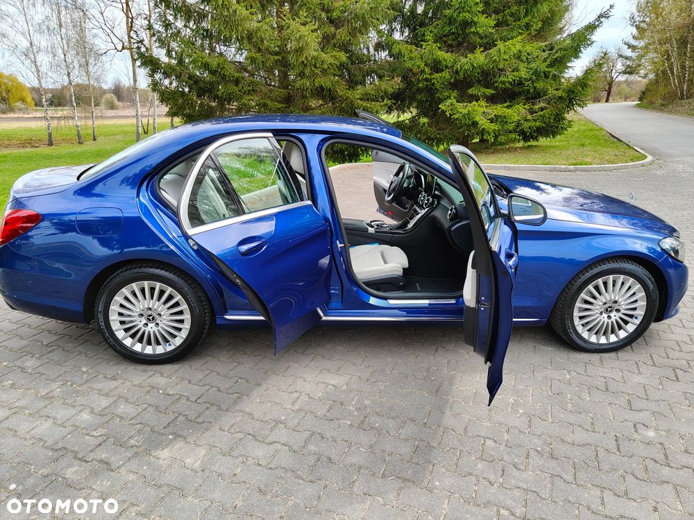 Mercedes-Benz Klasa C - 27
