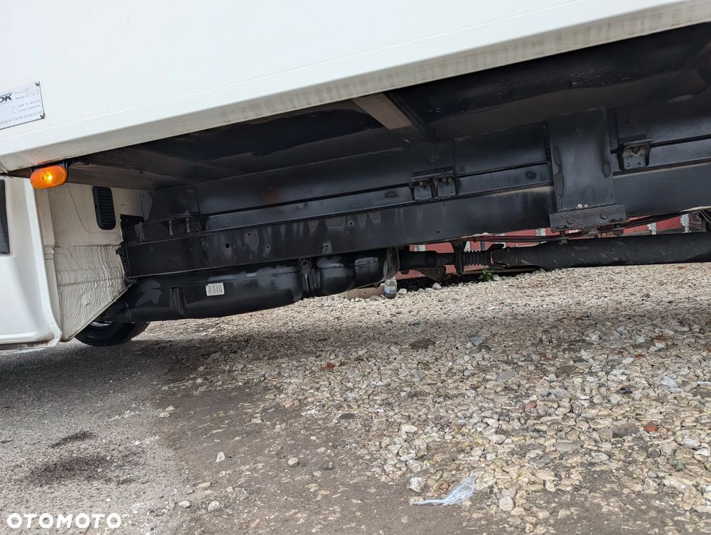 Volkswagen Crafter - 28