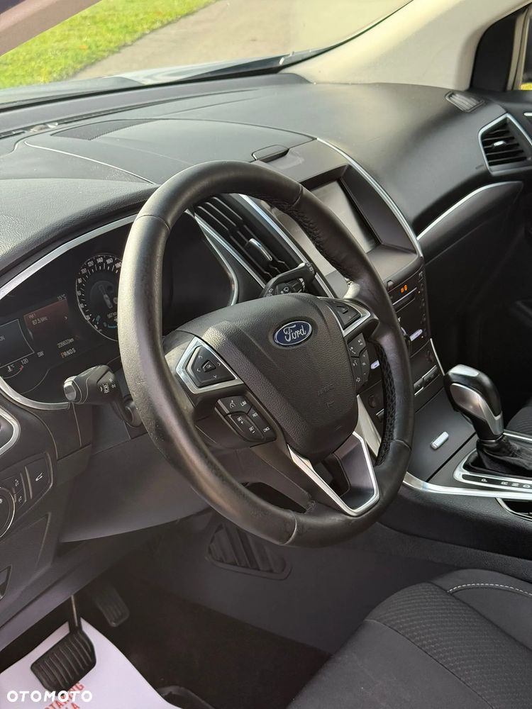 Ford Edge 2.0 TDCi Twin-Turbo 4WD Titanium - 5