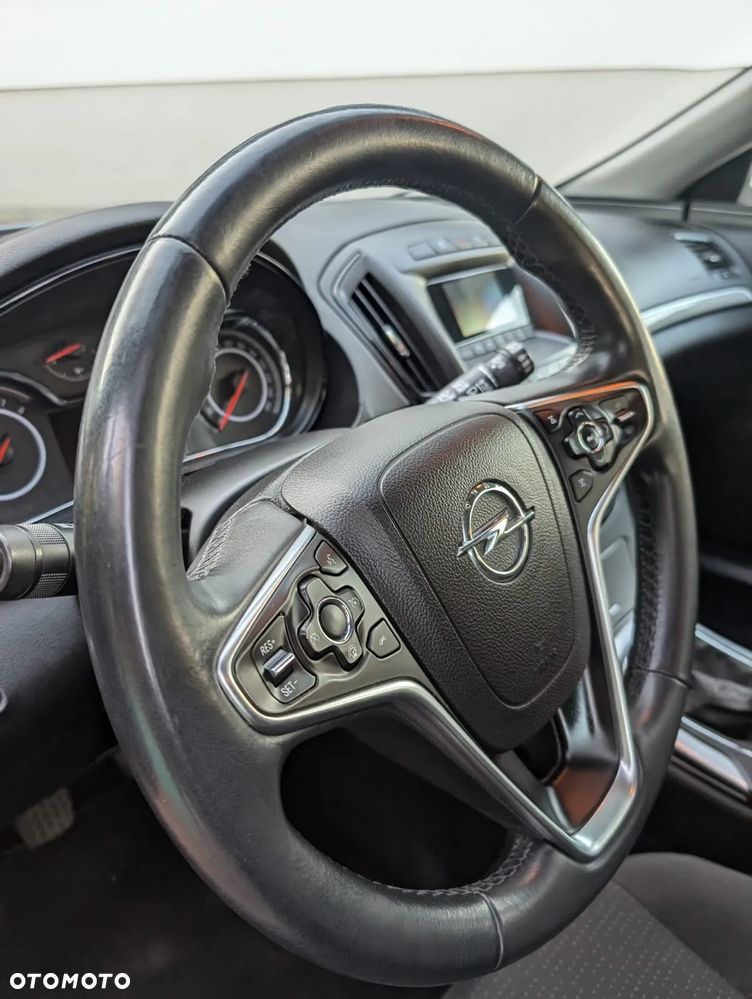 Opel Insignia 1.4 Turbo Sports Tourer ecoFLEXStart/Stop Business Edition - 16