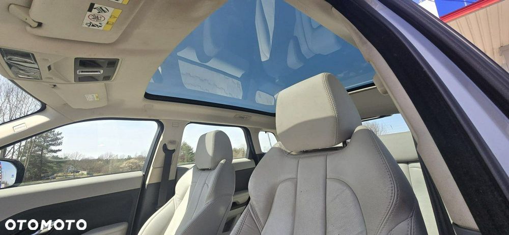 Land Rover Range Rover Evoque - 17