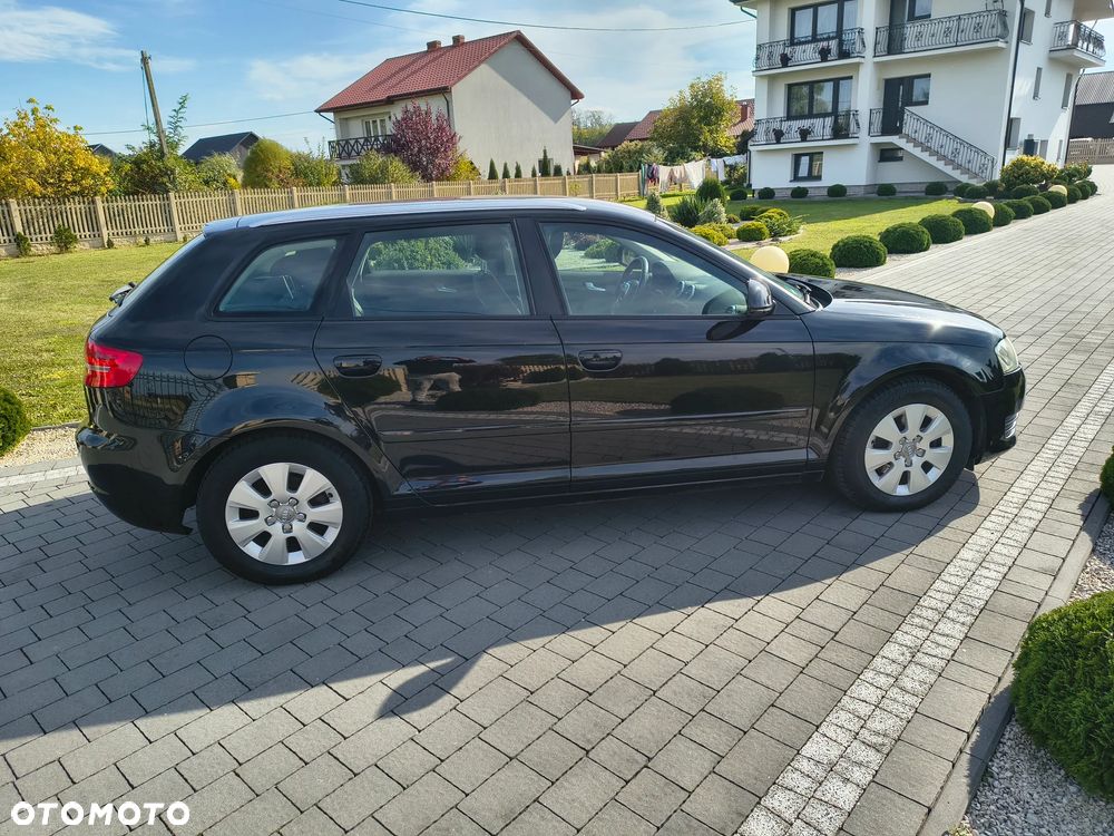 Audi A3 Sportback - 6