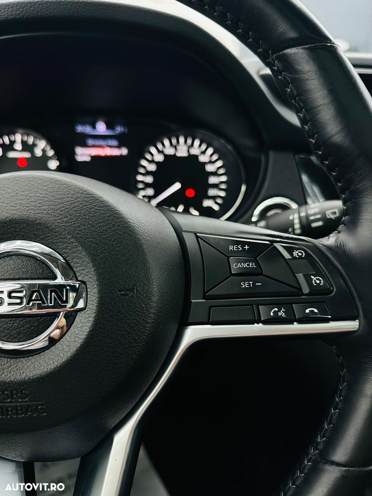 Nissan X-Trail 1.6 DIG-T N-Vision - 34