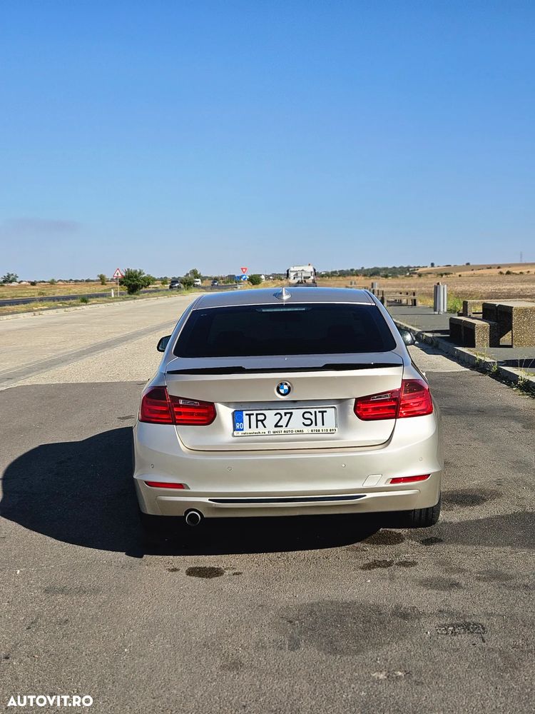 BMW Seria 3 320d Aut. - 4