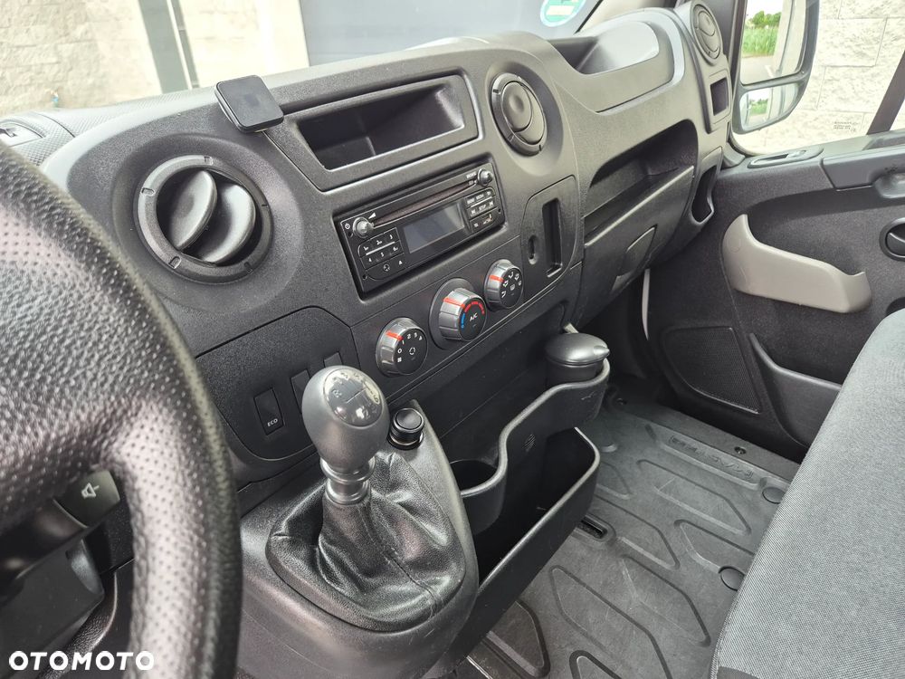 Renault Master - 13
