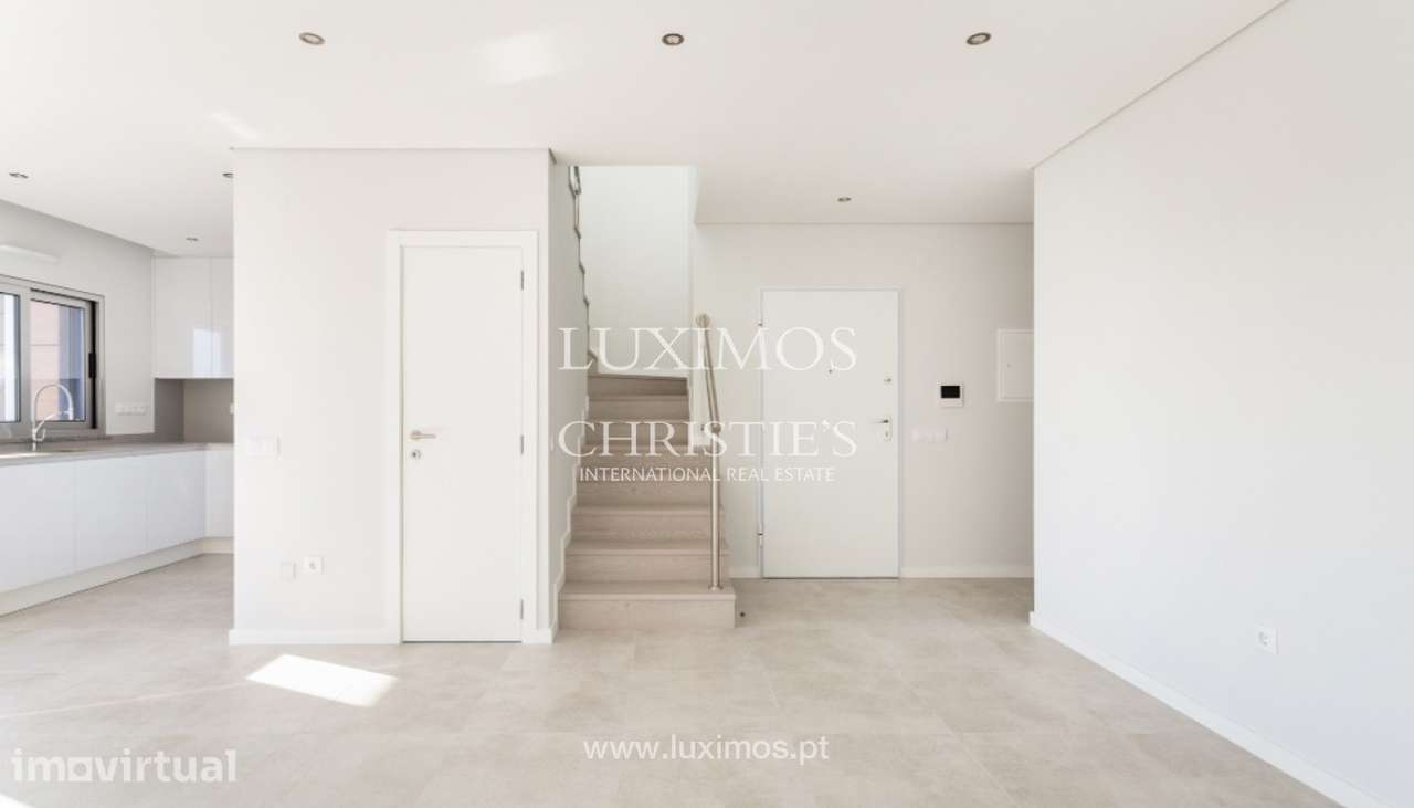 Apartamento T3 à venda na Quinta do Pinhal em Faro, Algarve - Grande imagem: 5/26