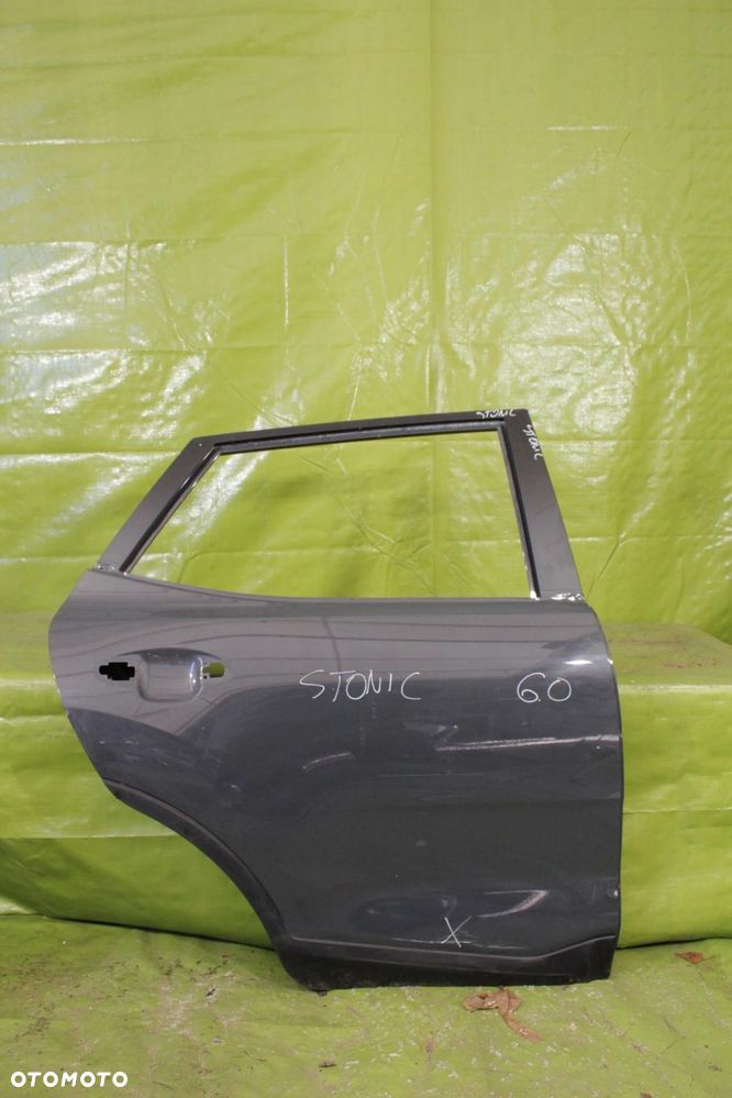 Drzwi Kia Stonic po 2017r. tył prawy - 1
