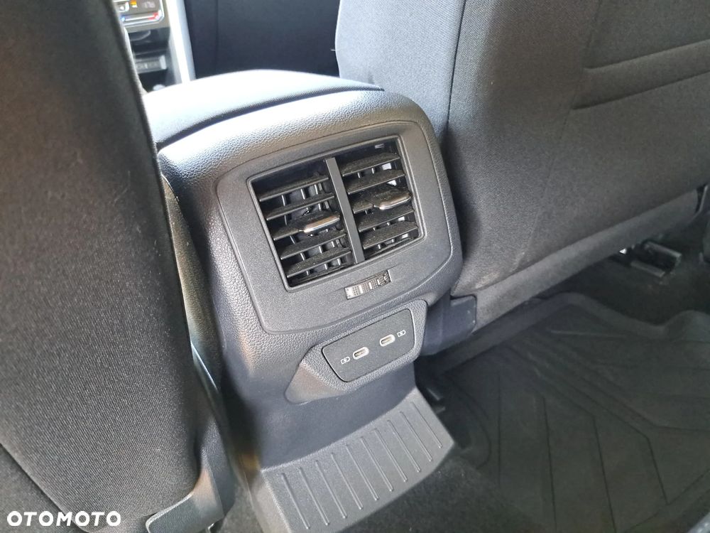 Volkswagen T-Roc 1.5 TSI Style DSG - 28